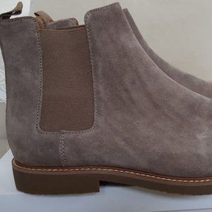 Chelsea Style Boots - By Steve Madden